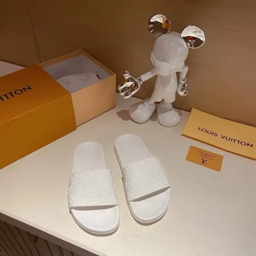 LV women slippers AAA-262