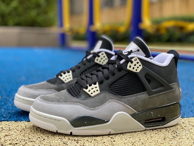 Authentic Air Jordan 4 Retro “Fear” 2021