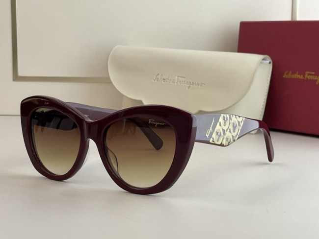 Ferragamo Sunglasses AAAA-451