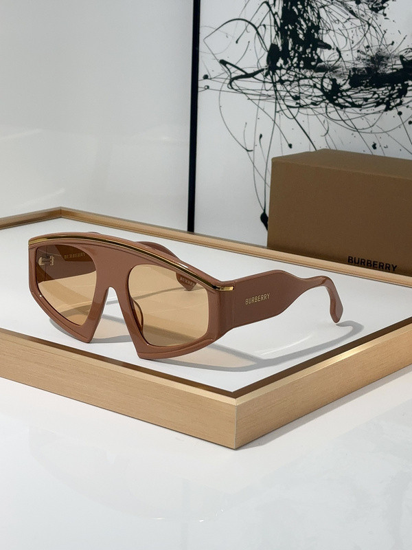 Burberry Sunglasses AAAA-2406