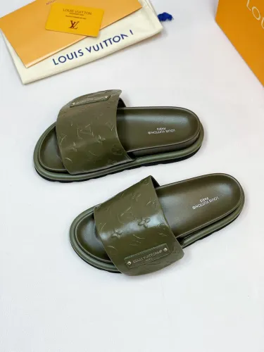 LV Sandals 1：1 Quality-498