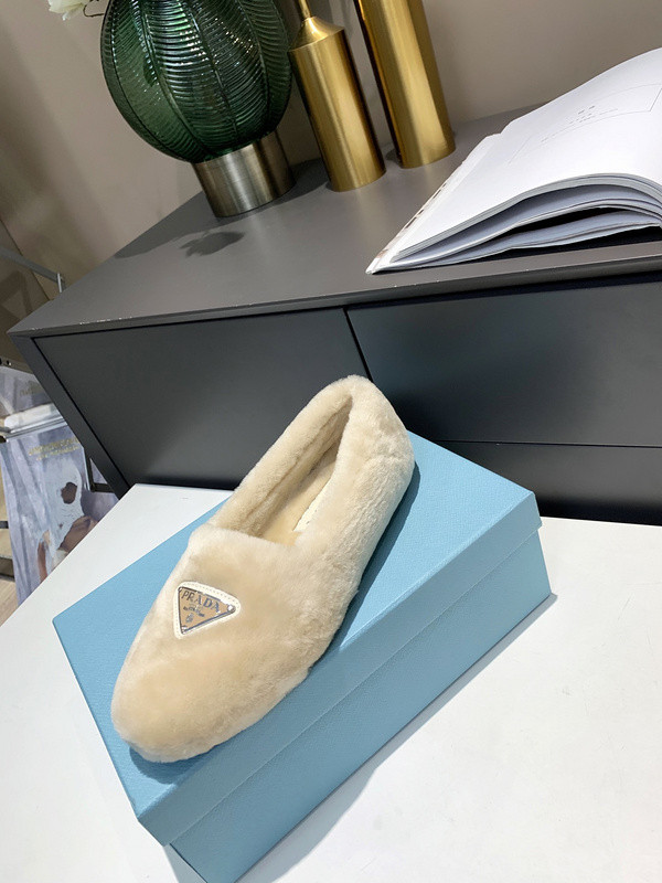 Prada women shoes 1：1 quality-389