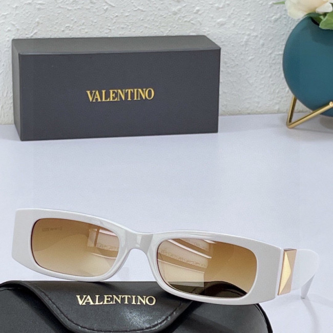 V Sunglasses AAAA-418