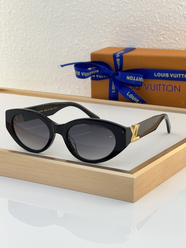 LV Sunglasses AAAA-4248