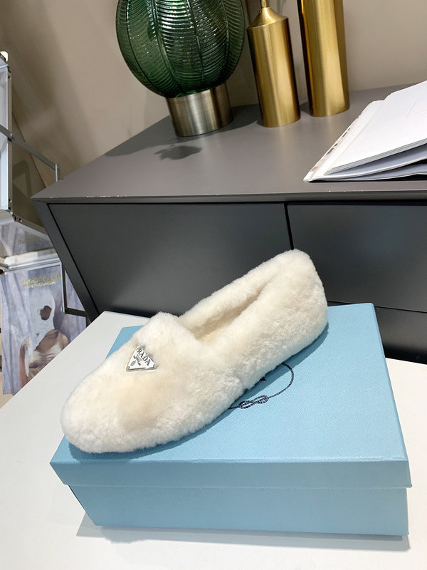 Prada women shoes 1：1 quality-390