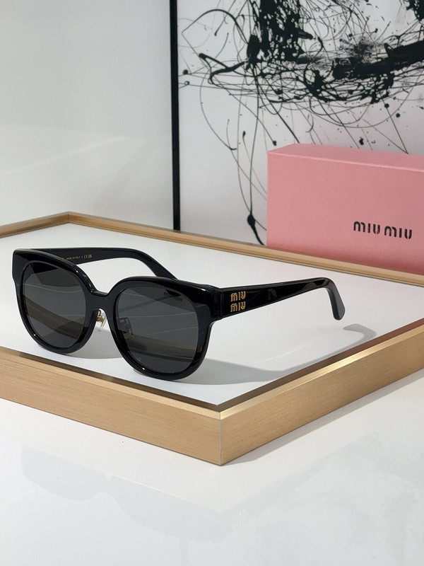 Miu Miu Sunglasses AAAA-821