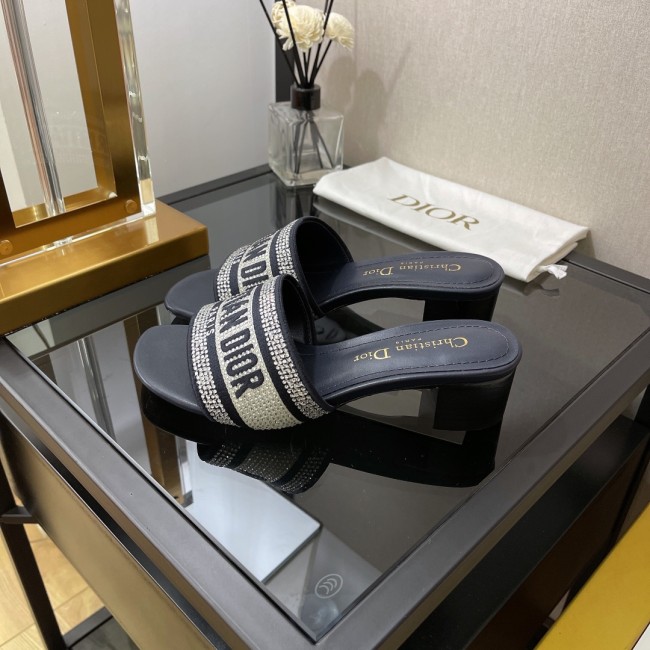 Dior women slippers 1:1 quality-179
