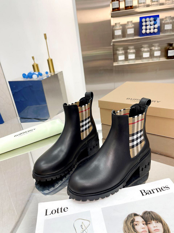 Burberry women shoes 1;1 quality-034