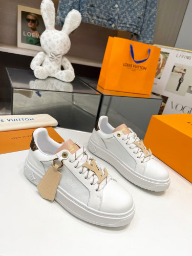 LV Women Shoes 1：1 Quality-985