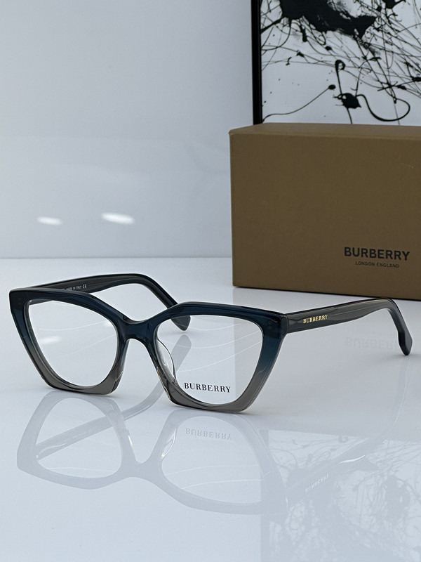 Burberry Sunglasses AAAA-2325