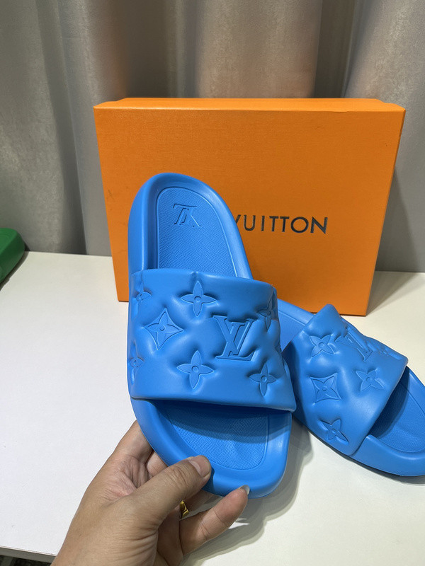 LV Sandals 1：1 Quality-389