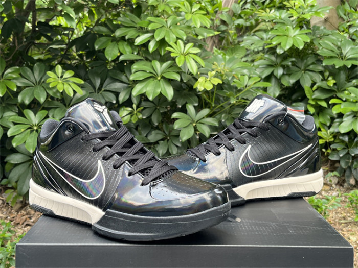 Authentic Undefeated x Kobe IV Protro Black Mamba