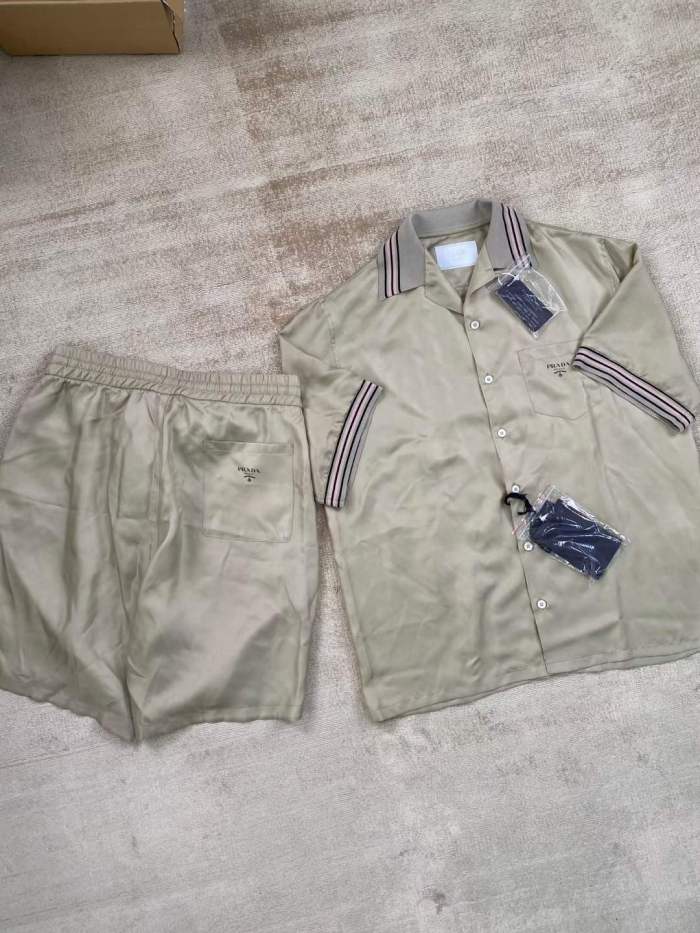 Prada Suit High End Quality-012