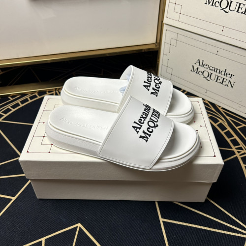 Alexander McQueen women slippers AAA-039