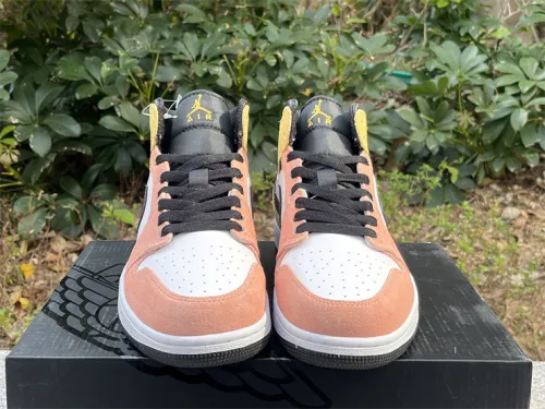 Authentic Air Jordan 1 Mid Flight Club”