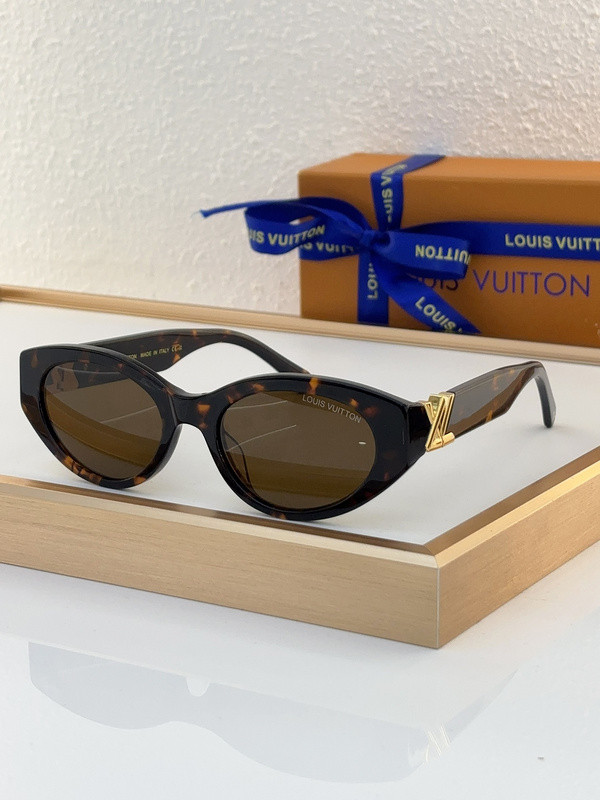 LV Sunglasses AAAA-4245