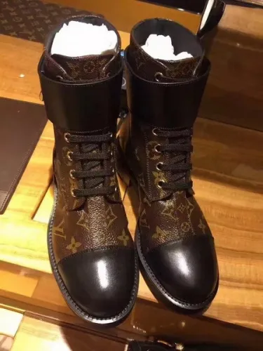 LV Women Shoes 1:1 Quality-014