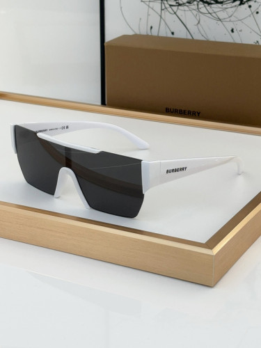 Burberry Sunglasses AAAA-2239