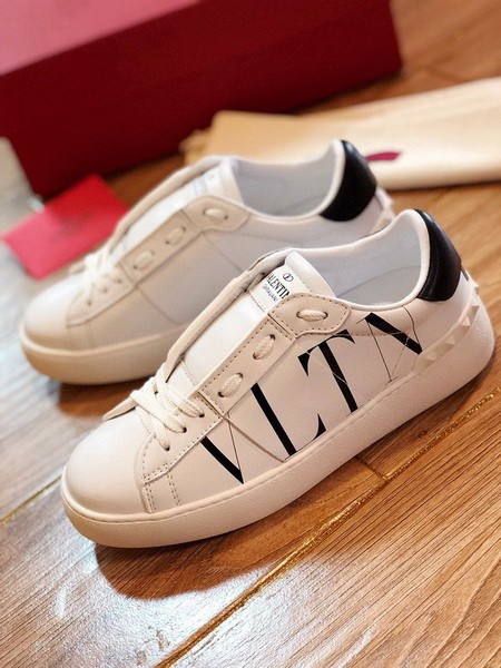 V women shoes 1:1 quality-025