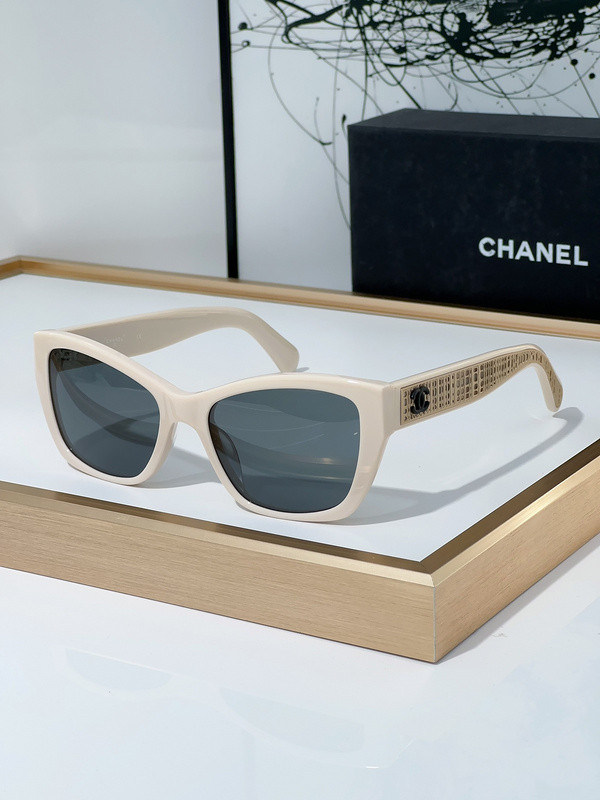 CHNL Sunglasses AAAA-3757