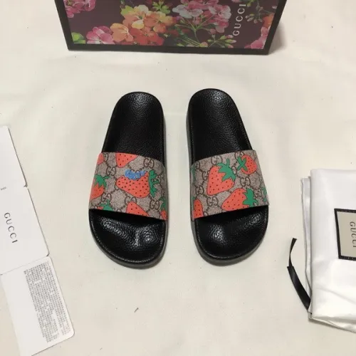 G women slippers AAA-121