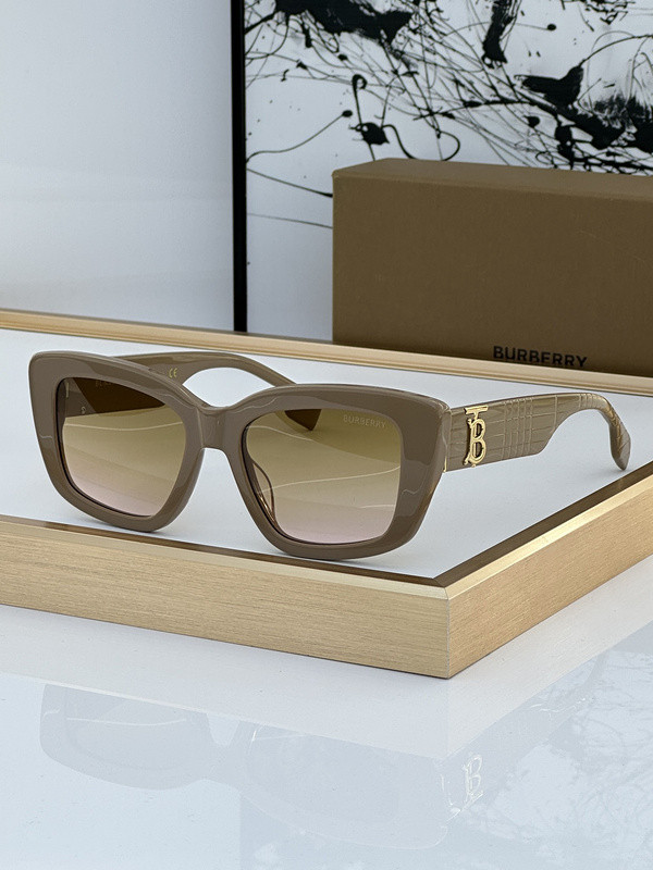 Burberry Sunglasses AAAA-2253