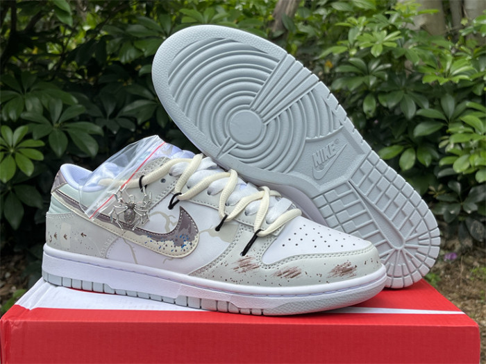 Authentic Nike Dunk Low Neutral