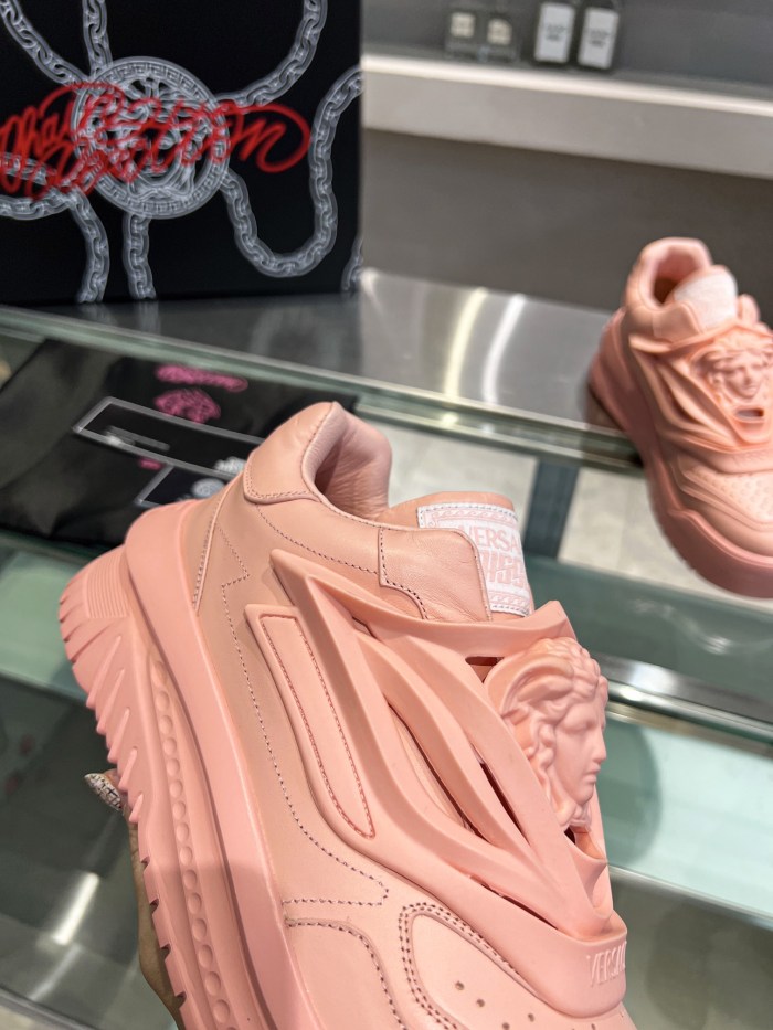 Versace women Shoes 1：1 Quality-090