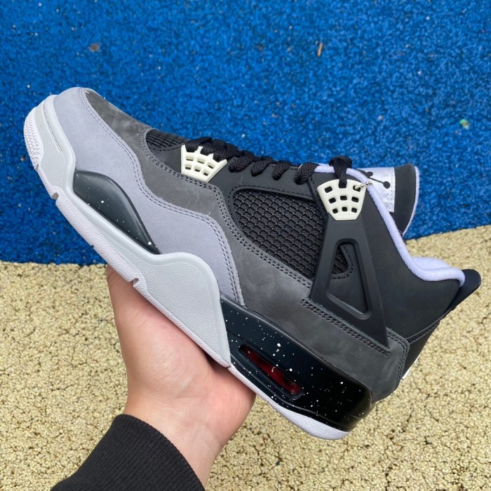 Authentic Air Jordan 4 Retro “Fear” 2021