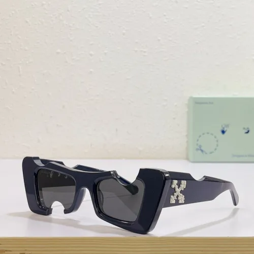 Off white Sunglasses AAAA-442