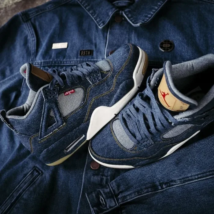 Levis x Air Jordan 4 Retro Navy