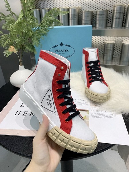 Prada women shoes 1:1 quality-027
