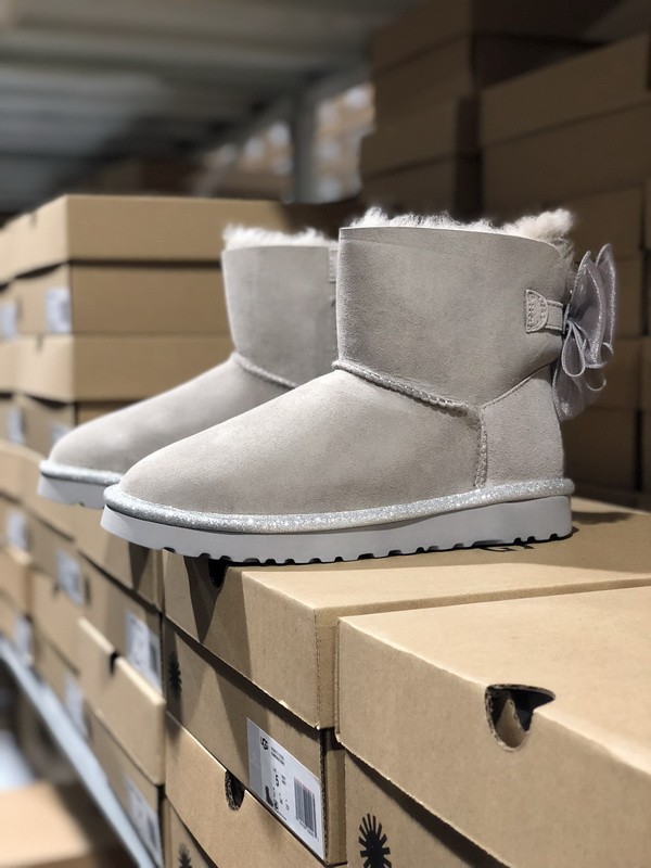 UG Boots Women-203