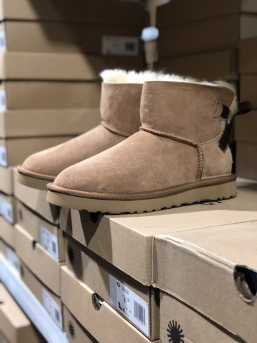 UG Boots Women-209