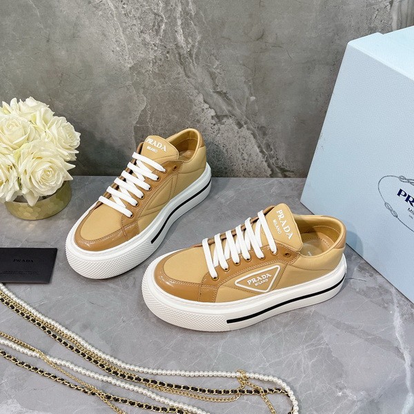 Prada women shoes 1：1 quality-253