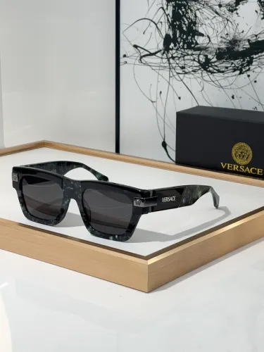 Versace Sunglasses AAAA-2299