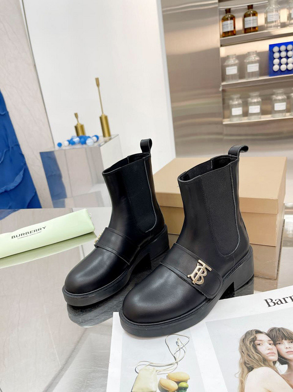 Burberry women shoes 1;1 quality-035