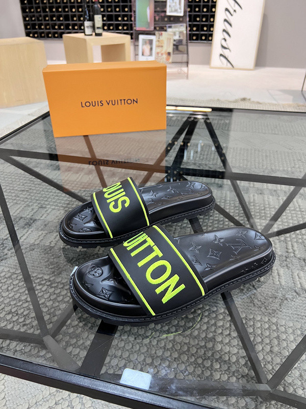 LV Sandals 1：1 Quality-603