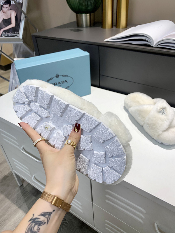 Prada women shoes 1：1 quality-387