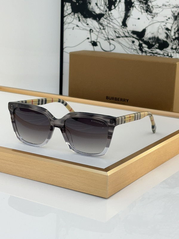 Burberry Sunglasses AAAA-2267