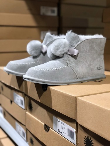 UG Boots Women-270