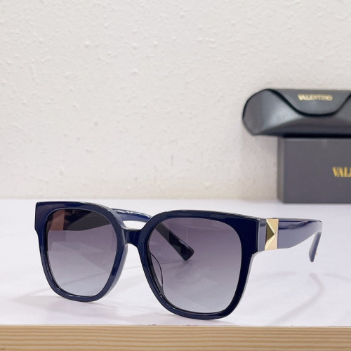 V Sunglasses AAAA-377