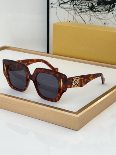 Loewe Sunglasses AAAA-262