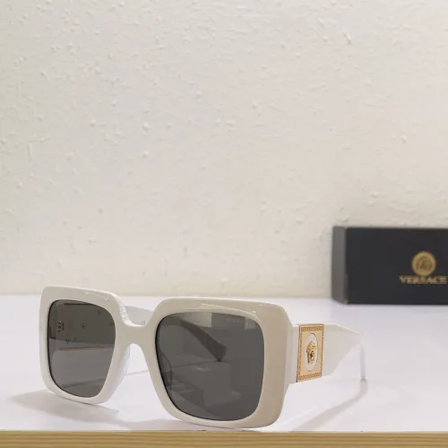 Versace Sunglasses AAAA-1368