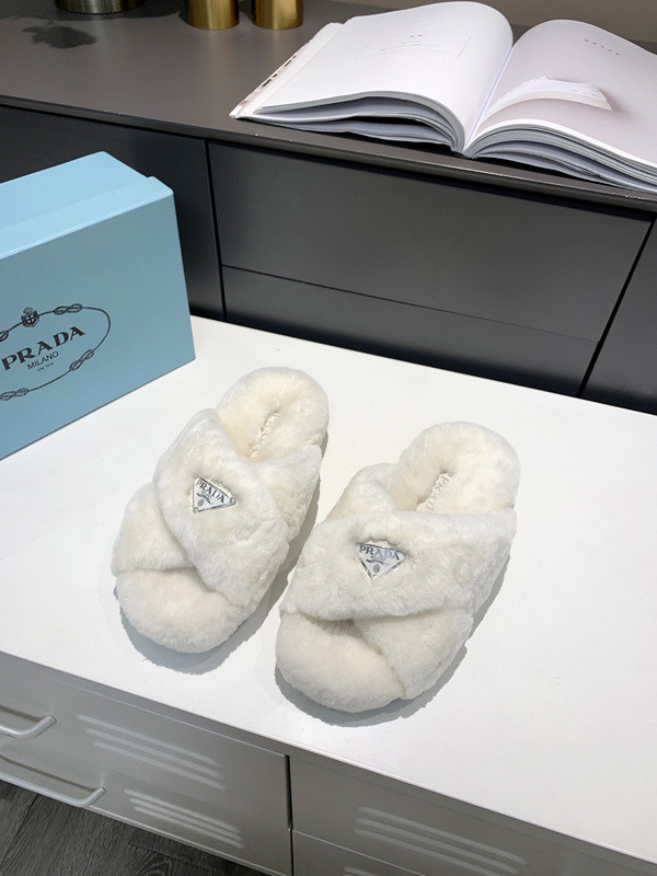 Prada women shoes 1：1 quality-387