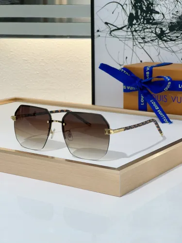 LV Sunglasses AAAA-4107