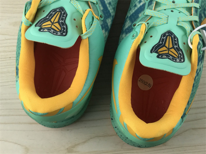 Authentic Nike Kobe 8 System Green