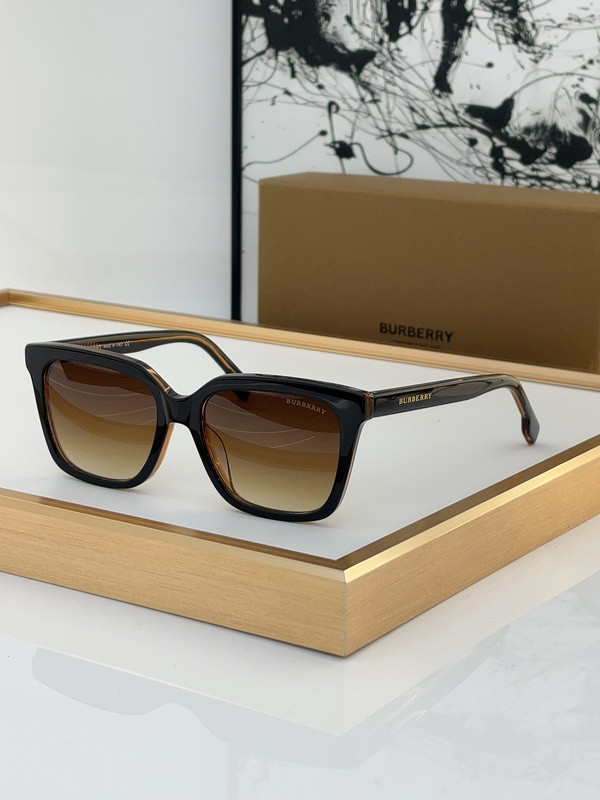 Burberry Sunglasses AAAA-2266