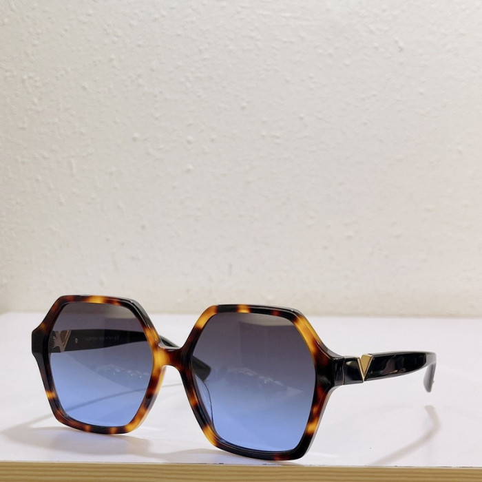 V Sunglasses AAAA-407