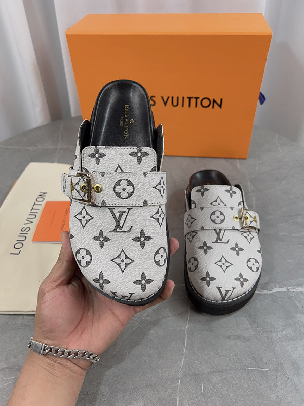 LV Women Shoes 1：1 Quality-905